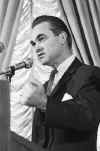 poli112.jpg (19658 bytes)